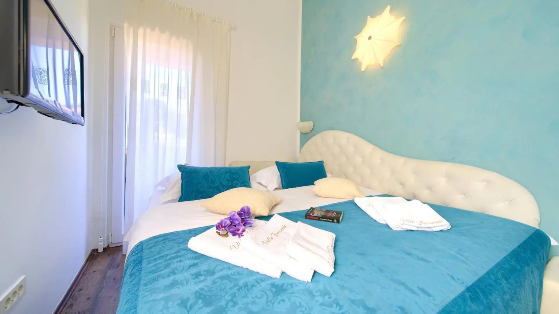 Holiday House Seascape II With Heated Pool Near The Sea Malinska 0*,