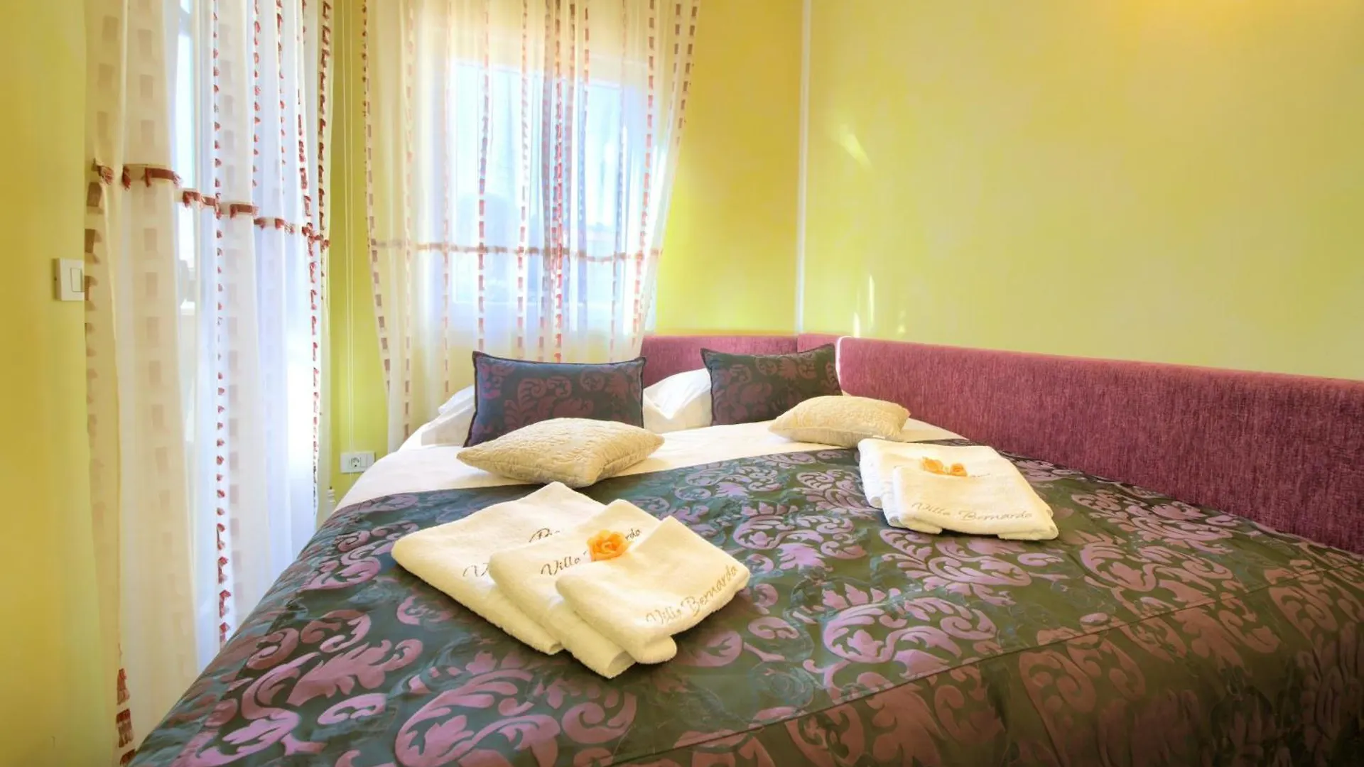 Holiday House Seascape II With Heated Pool Near The Sea Malinska Croatia