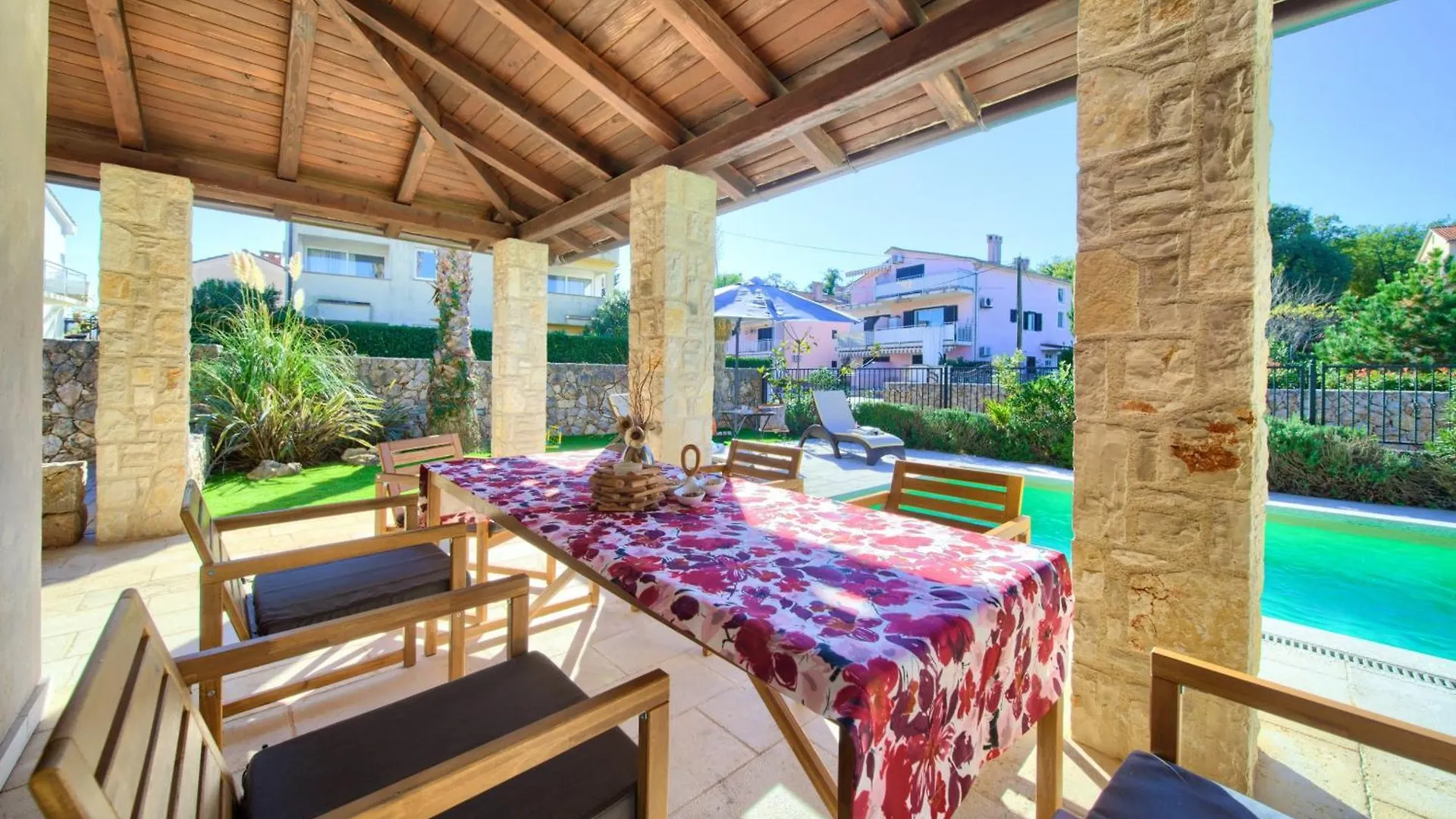 Holiday House Seascape II With Heated Pool Near The Sea Malinska Villa