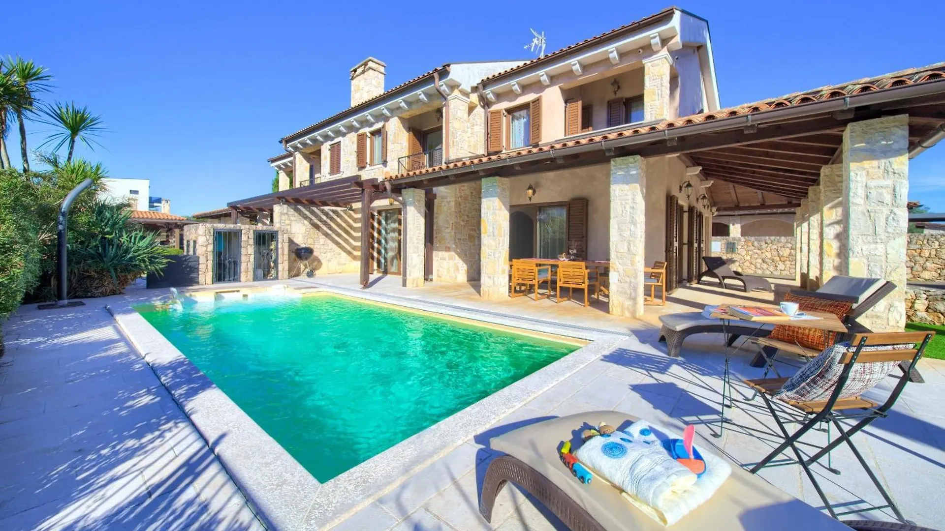 Holiday House Seascape II With Heated Pool Near The Sea Malinska Villa