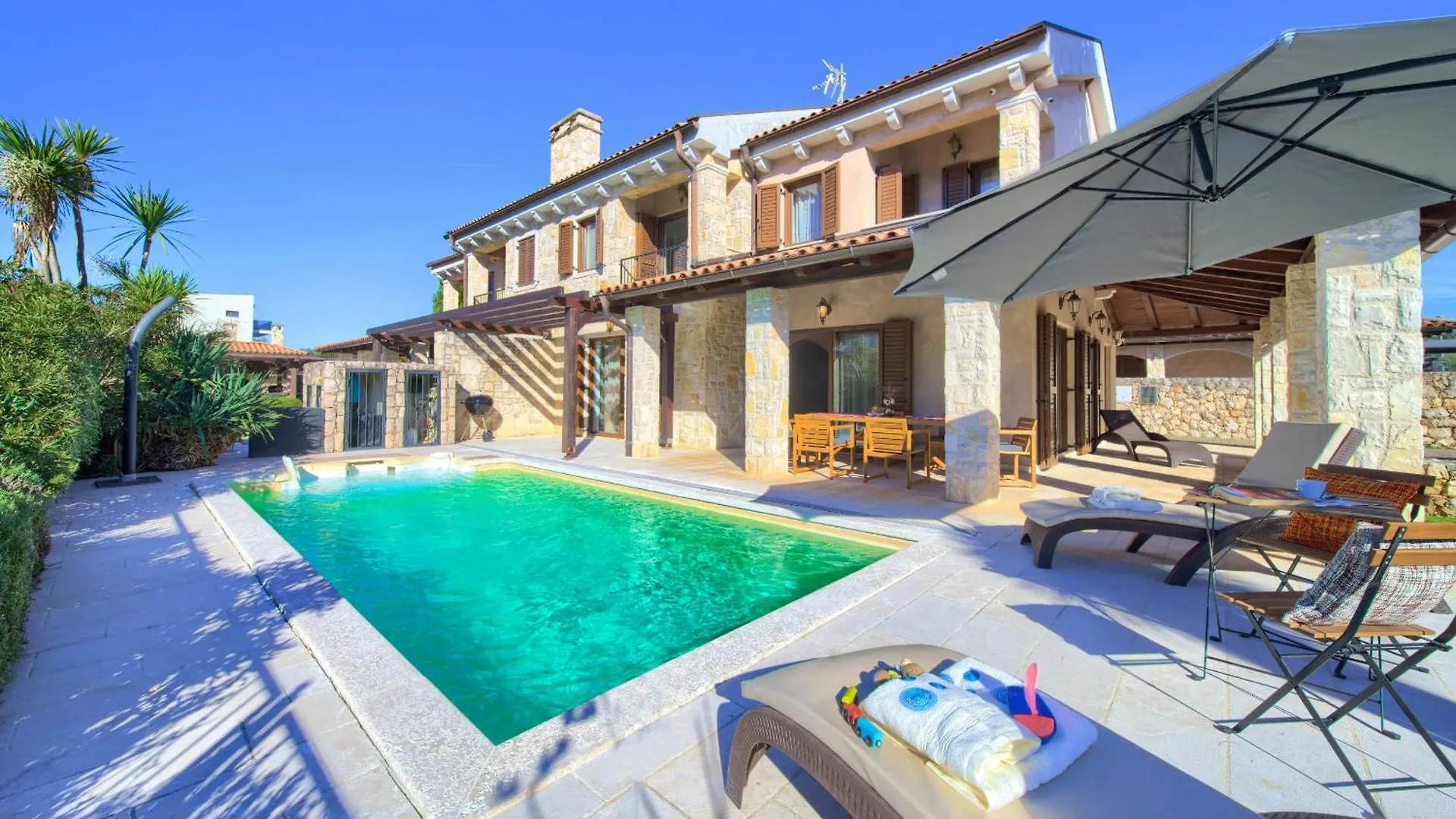 Holiday House Seascape II With Heated Pool Near The Sea Malinska Villa
