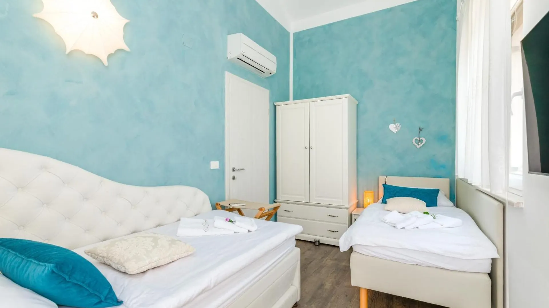 Holiday House Seascape II With Heated Pool Near The Sea 말린스카 빌라