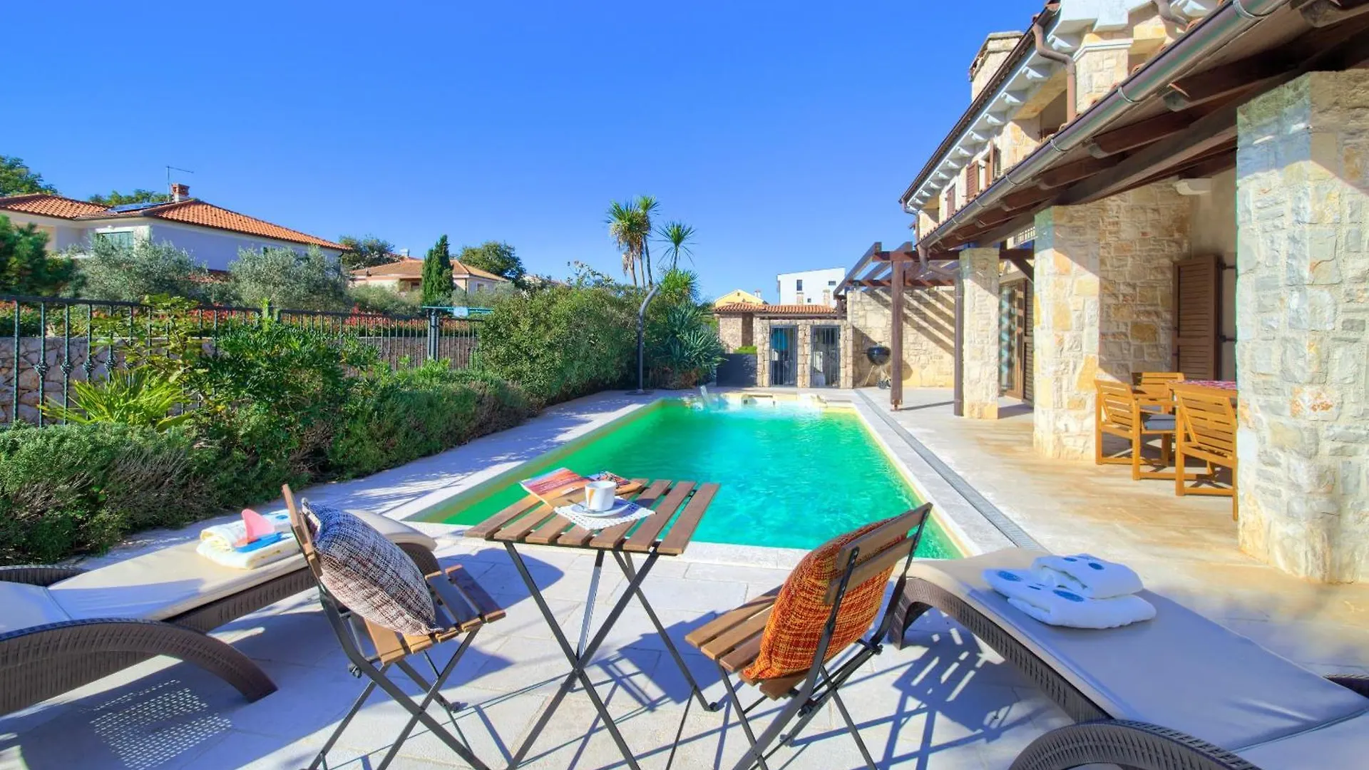 Holiday House Seascape II With Heated Pool Near The Sea Malinska 0*,